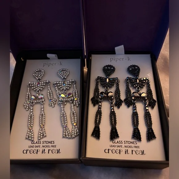 Sparkly glass stone skeleton earrings, set of 2 - Picture 2 of 5